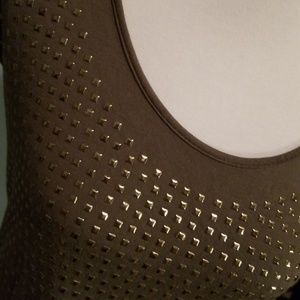 ING top olive with gold studs